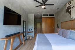 Tulum Studio: Rooftop Pool & Padel Court Access - Image 2