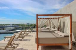 Tulum Centro Studio w/ Rooftop Pool & Balcony - Image 3