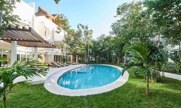 Premium Condo with 2 Pools, Gym, Yoga Deck & BBQ - Image 5