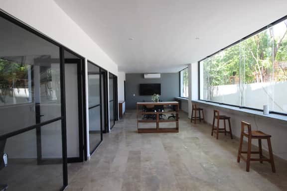 Rooftop Pool + Gym + Laundry + Coworking + Cinema - Image 3