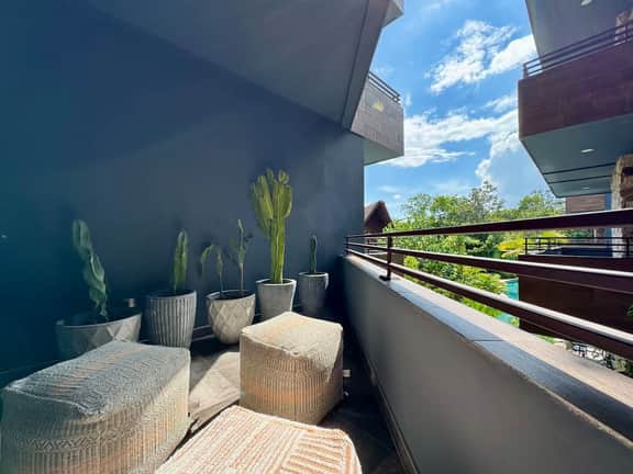 Luxury Condo w/ Rooftop Pool & Gym in Aldea Zama - Image 4