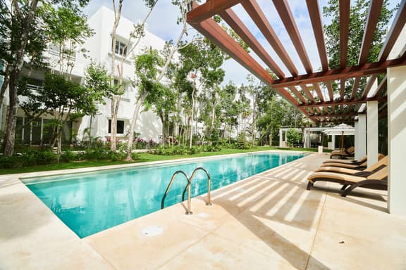 Premium Condo with 2 Pools, Gym, Yoga Deck & BBQ - Image 1